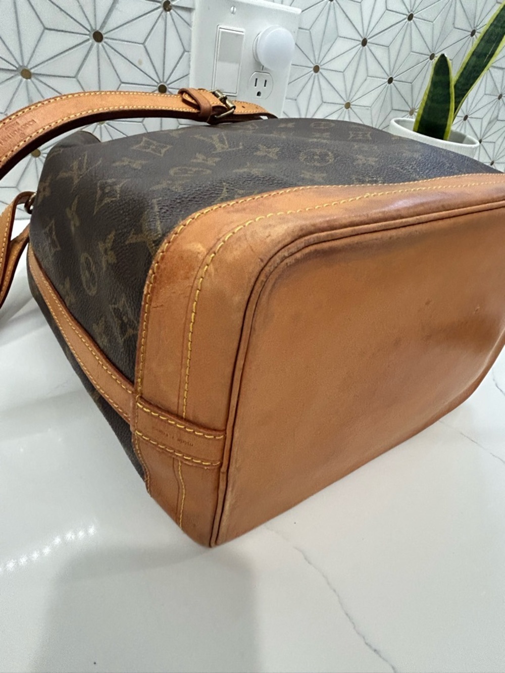 Louis Vuitton Brown Monogram Canvas GM Noe shoulder bag - Picture 13 of 16